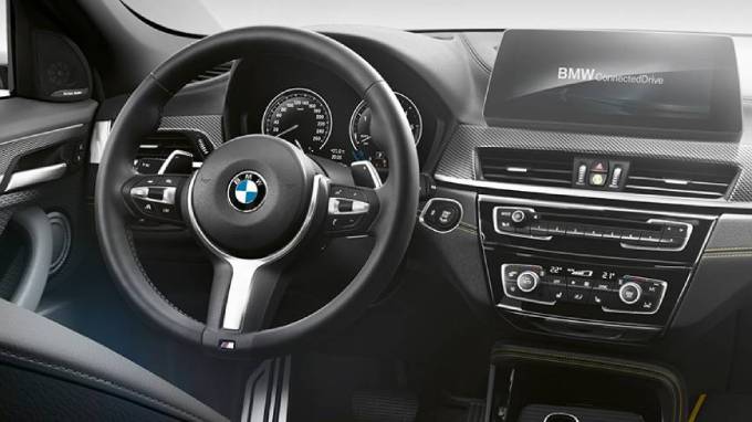 BMW X2 dashboard