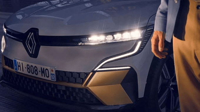 Renault Megane e-Tech voorzijde